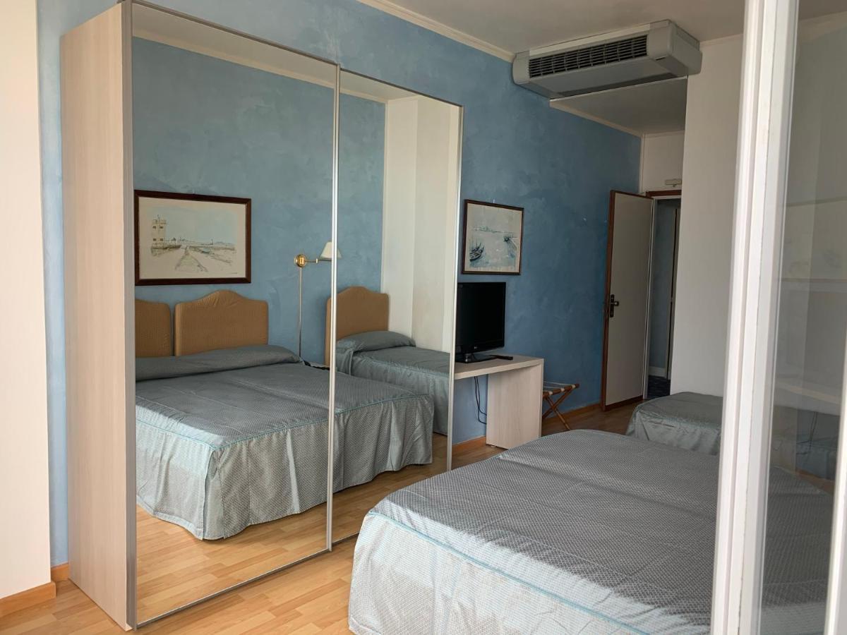 Hotel Universo Lido di Jesolo Eksteriør bilde