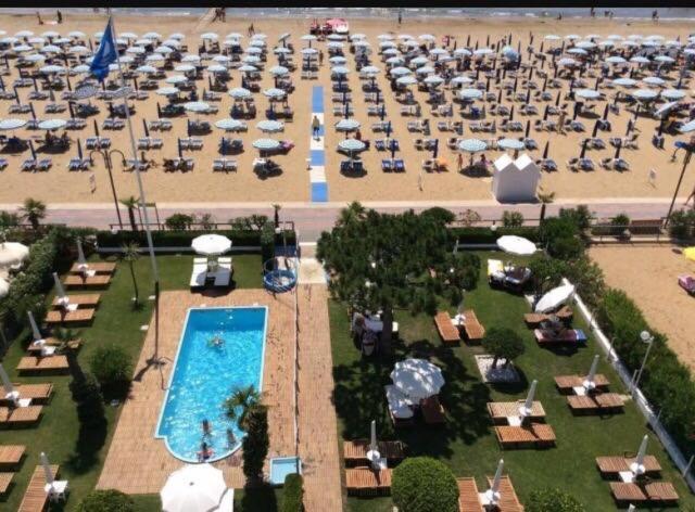 Hotel Universo Lido di Jesolo Eksteriør bilde