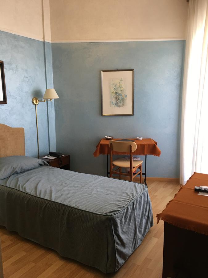 Hotel Universo Lido di Jesolo Eksteriør bilde